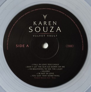 Karen Souza - Velvet Vault (coloured) (LP)